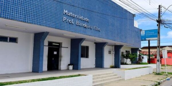 maternidade-bandeira-filho